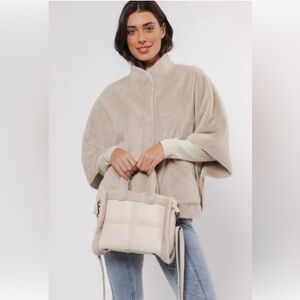 Rino & Pelle Elegant Cream Handbag 👜
